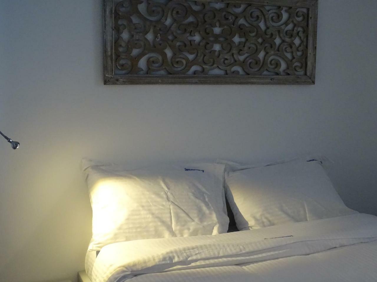 Nama Beach House โมโนลิธอส ภายนอก รูปภาพ