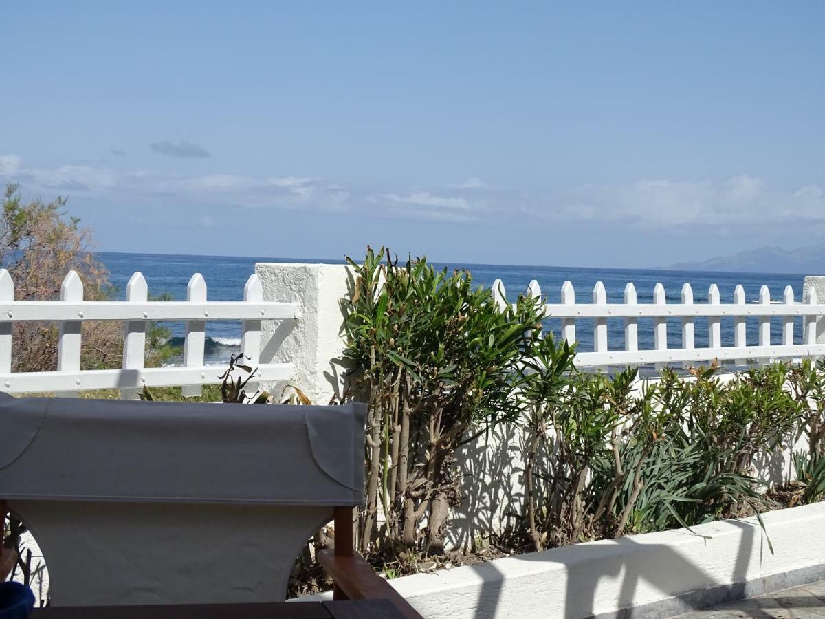Nama Beach House โมโนลิธอส ภายนอก รูปภาพ