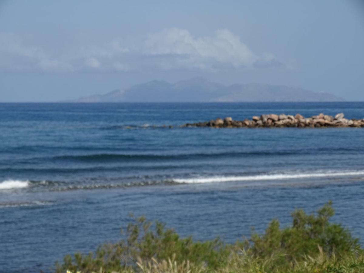 Nama Beach House โมโนลิธอส ภายนอก รูปภาพ